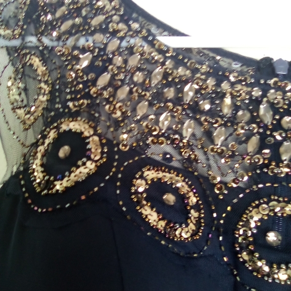 XSCAPE Elegant Black Sequin Embellished Dress SIZE 8 - Picture 6 of 10